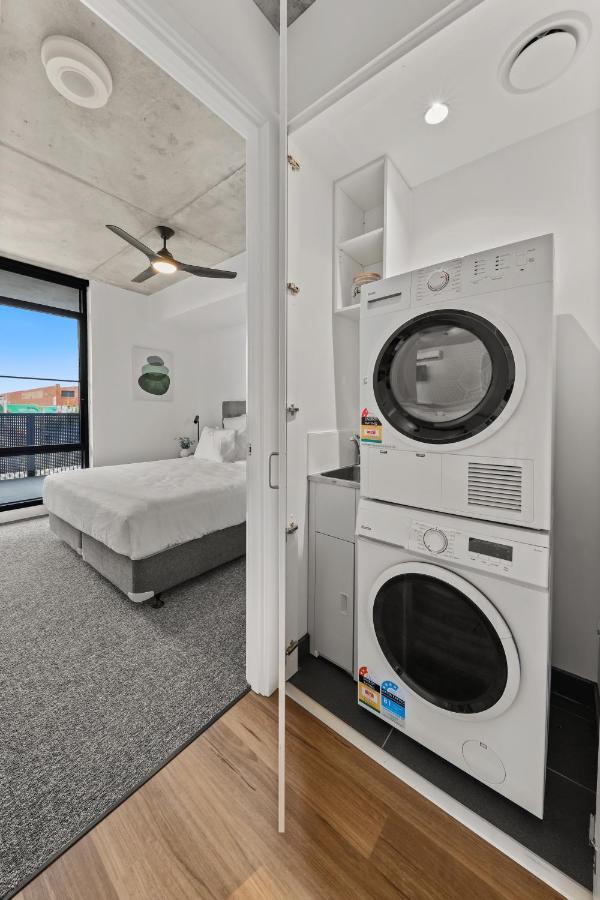 Rambla At Solarino House Aparthotel Melbourne Luaran gambar